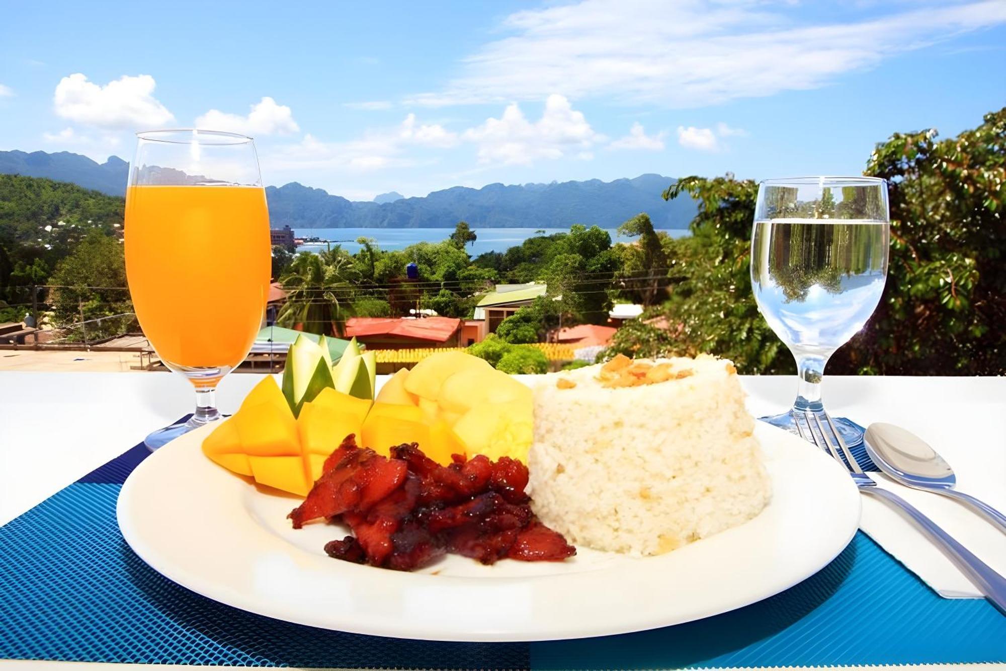 Coron Bluewave Hotel Exterior photo